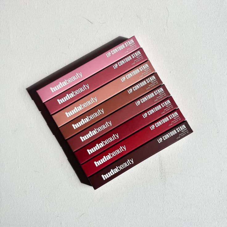 Hudabeauty - LIP CONTOUR LIP STAIN (Dupe)