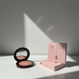 Charlotte Tilbury Cheek to Chic Pillow Talk Original Blush